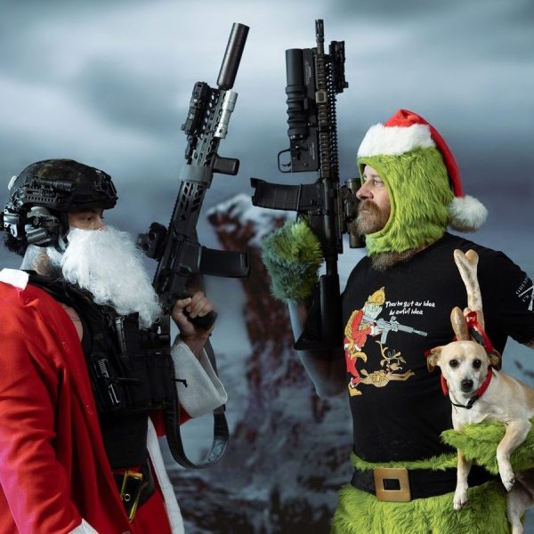 Operator Grinch T-Shirt - Black - Image 5