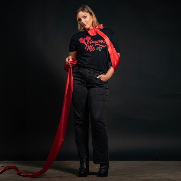 Women's Unwrap Me Boyfriend Fit T-Shirt - Black - Image 6
