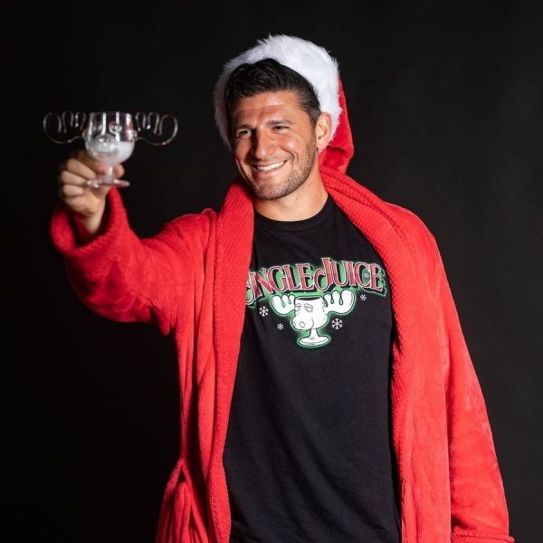 Jingle Juice T-Shirt - Black - Image 3