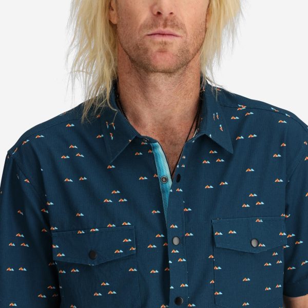 Men's Enduro Open Hearts Tech Shirt - Image 8