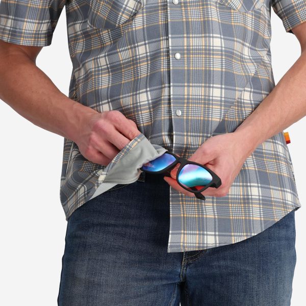 Men's Western Plaid Tech Shirt - Image 9